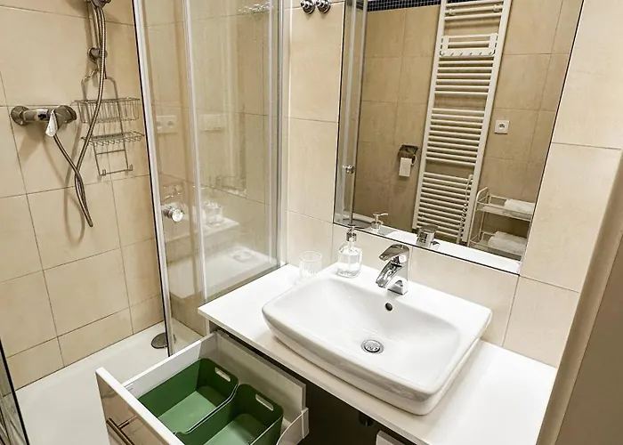Apartament - Mendel Square *
